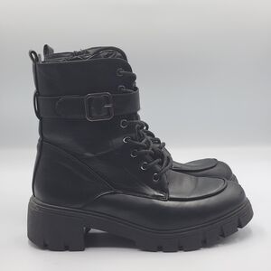 Sincerely Jules Eastbridge Combat Heel Boots Size 7.5 Womens Black Vegan